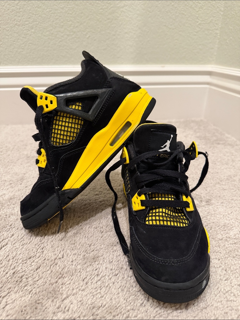 Nike Boys Jordan Black and Yellow Retro Basketball Sneakers